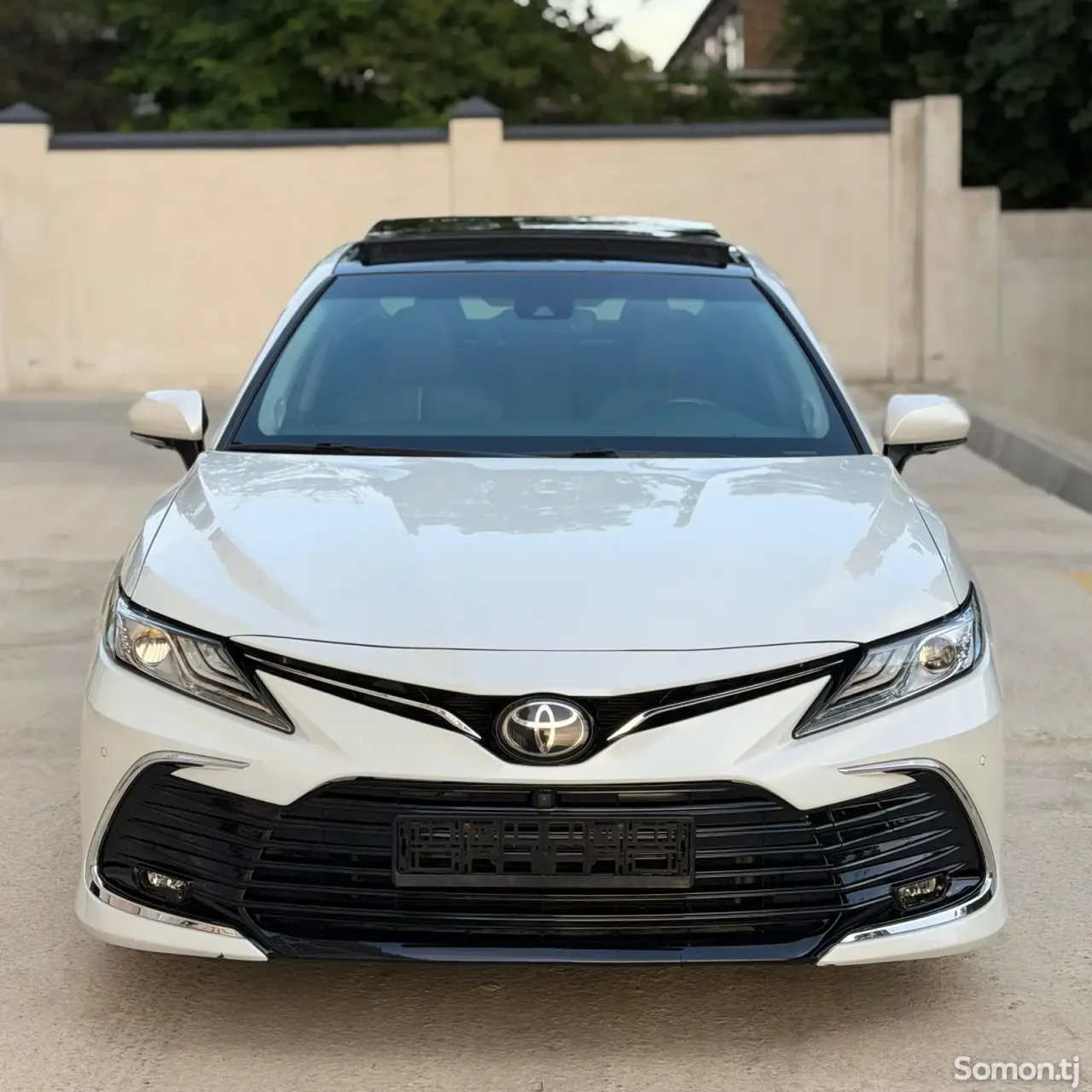 Toyota Camry 2018 · 3.5 AT