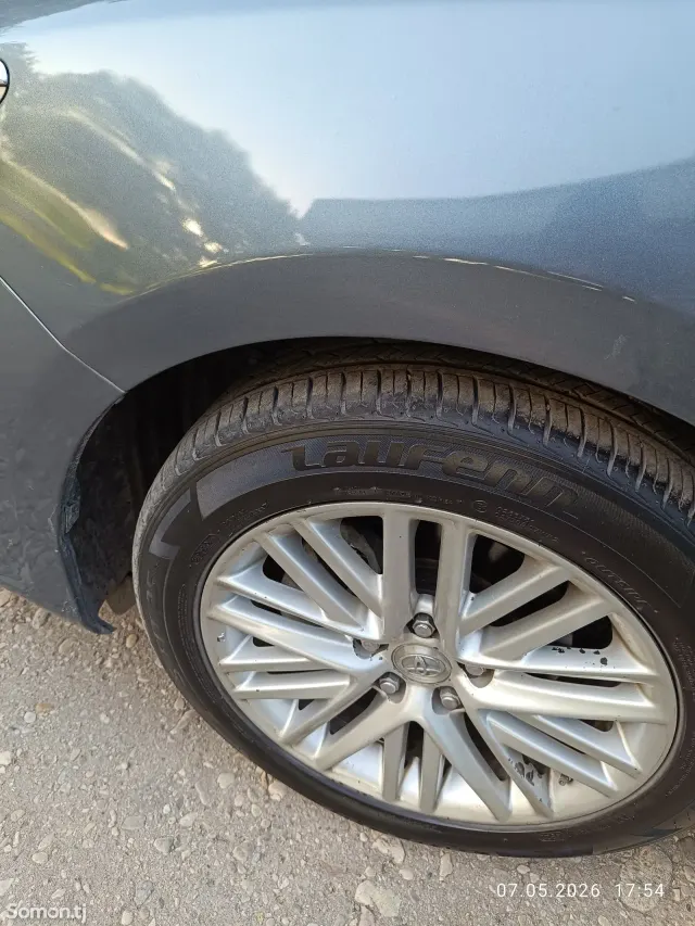 Toyota Camry 2016 · 2.0 AT