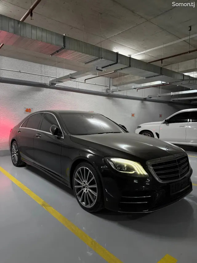 Mercedes-Benz S class 2018 · 4.5 AT