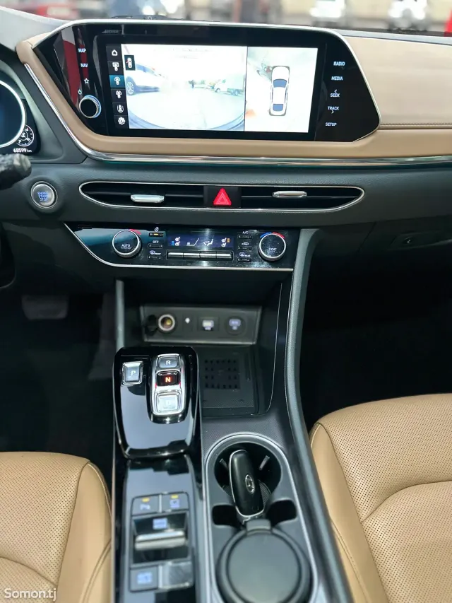 Hyundai Sonata 2020 · 2.5 AT