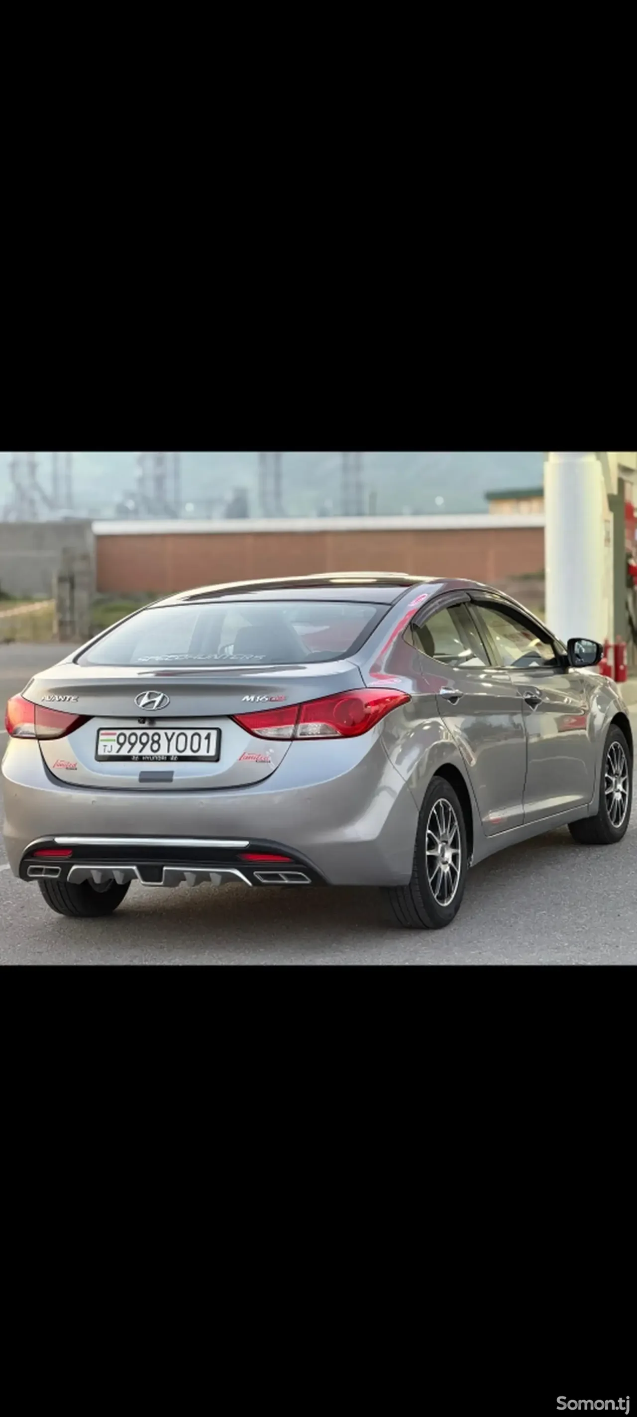 Hyundai Avante 2011 · 1.6 AT