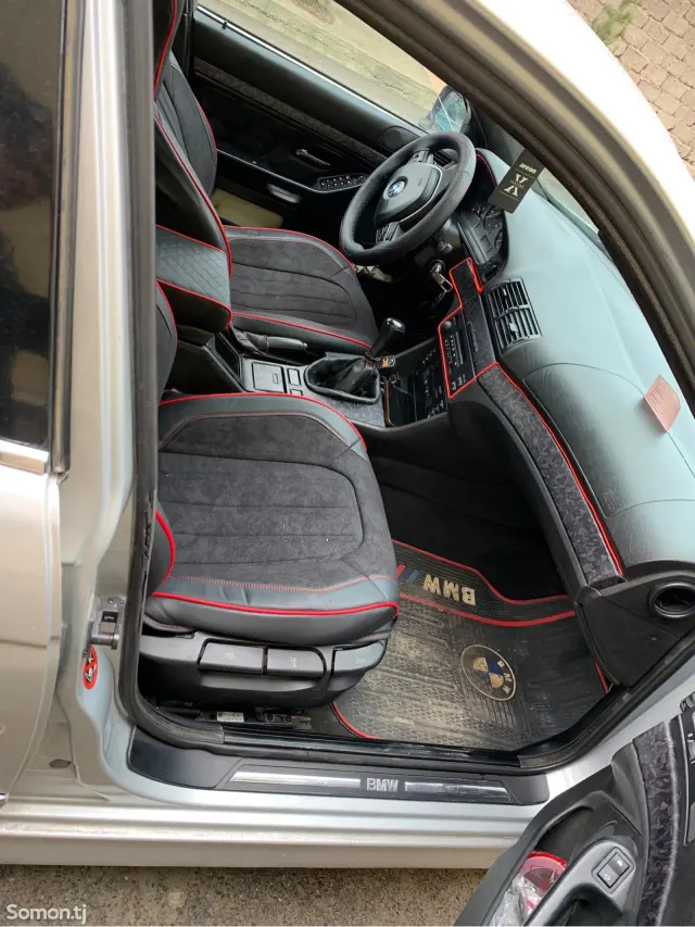 BMW 5 series 1999 · 2.5 MT