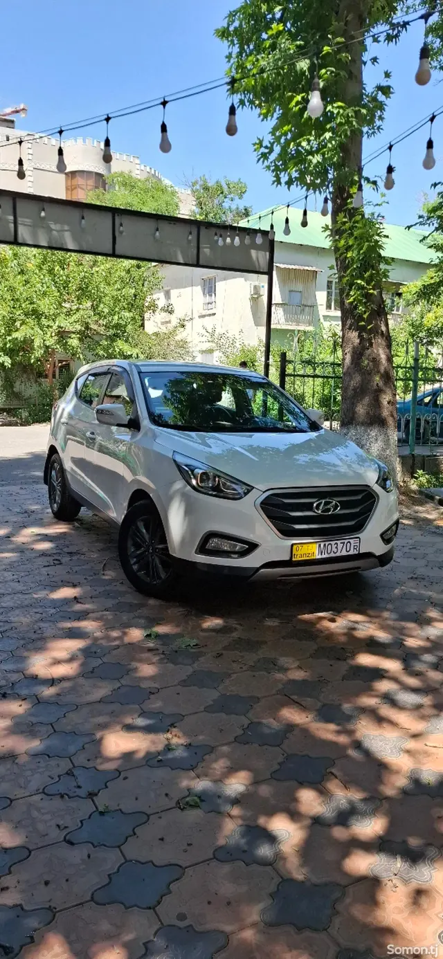 Hyundai Tucson 2014 · 2.0 AT
