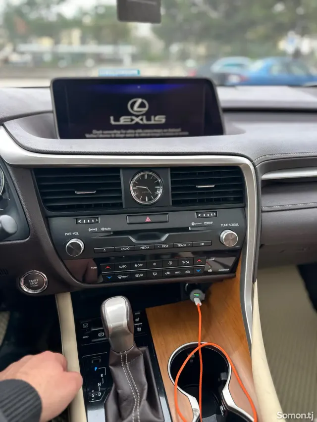 Lexus RX series 2016 · 3.5 AT
