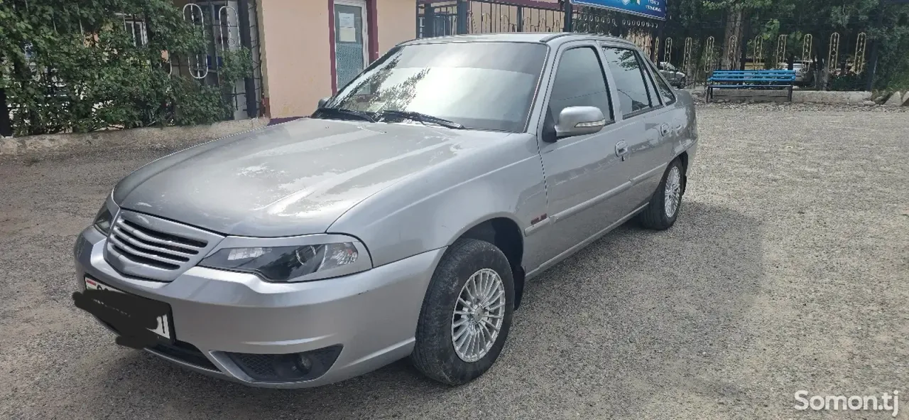 Daewoo Nexia 2000 · 1.6 MT