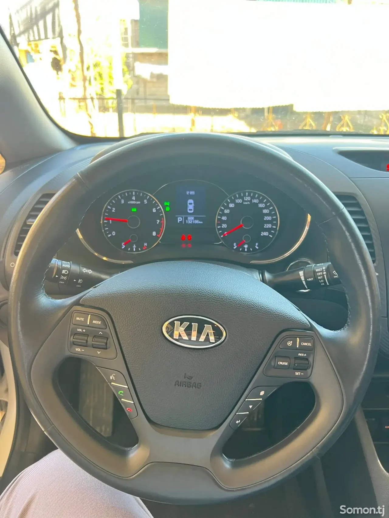 Kia K3 2014 · 1.6 AT