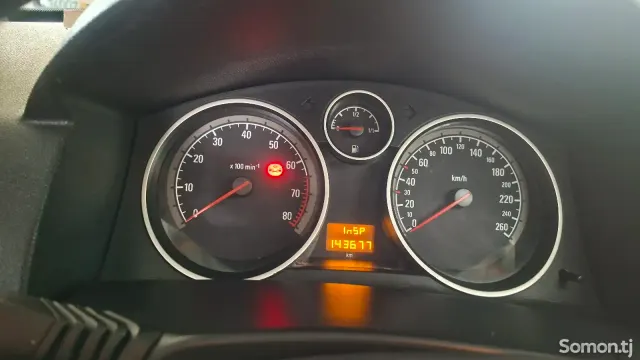 Opel Astra H 2006 · 1.6 MT