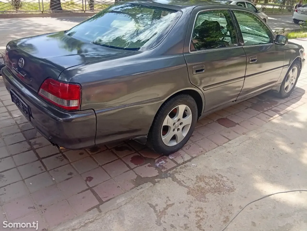 Toyota Cresta 1998 · 2.5 AT