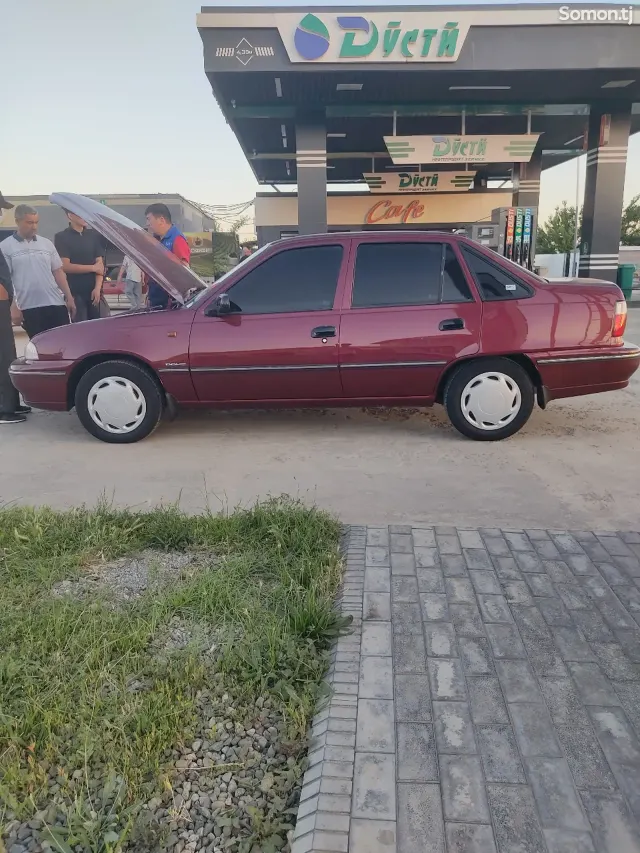 Daewoo Nexia 2008 · 1.6 MT