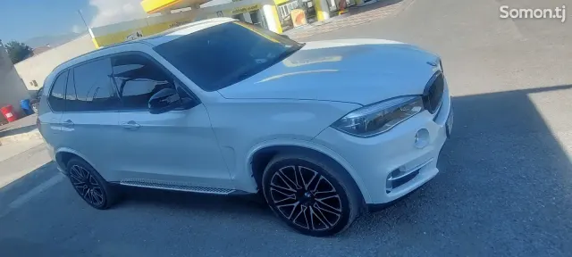 BMW X5 M 2014 · 4.0 AT