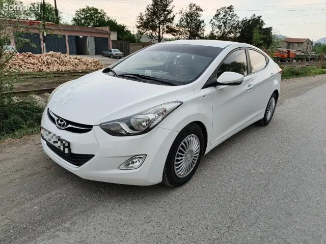 Hyundai Avante 2011 · 1.6 AT