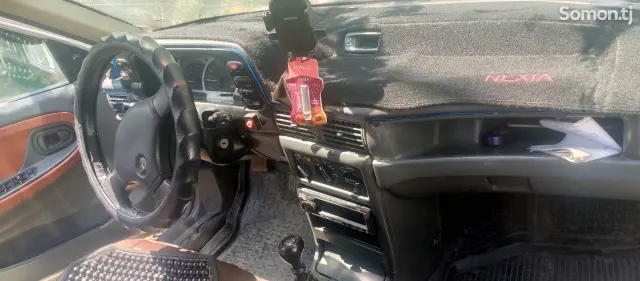 Daewoo Nexia 1996 · 1.6 MT