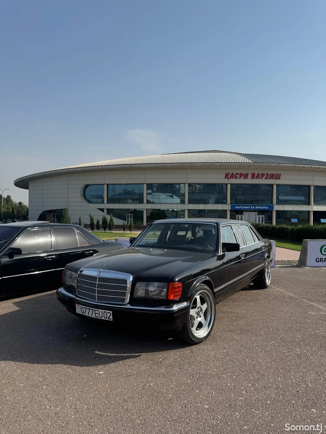 Mercedes-Benz S class 1991 · 5.6 AT