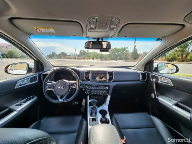 Kia Sportage 2015 · 1.7 AT