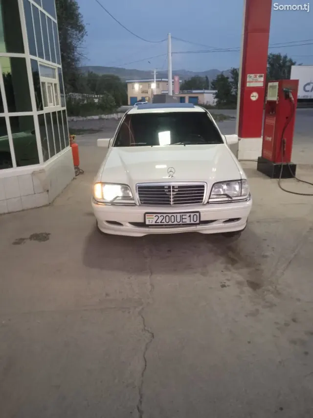 Mercedes-Benz C class 1999 · 1.8 AT