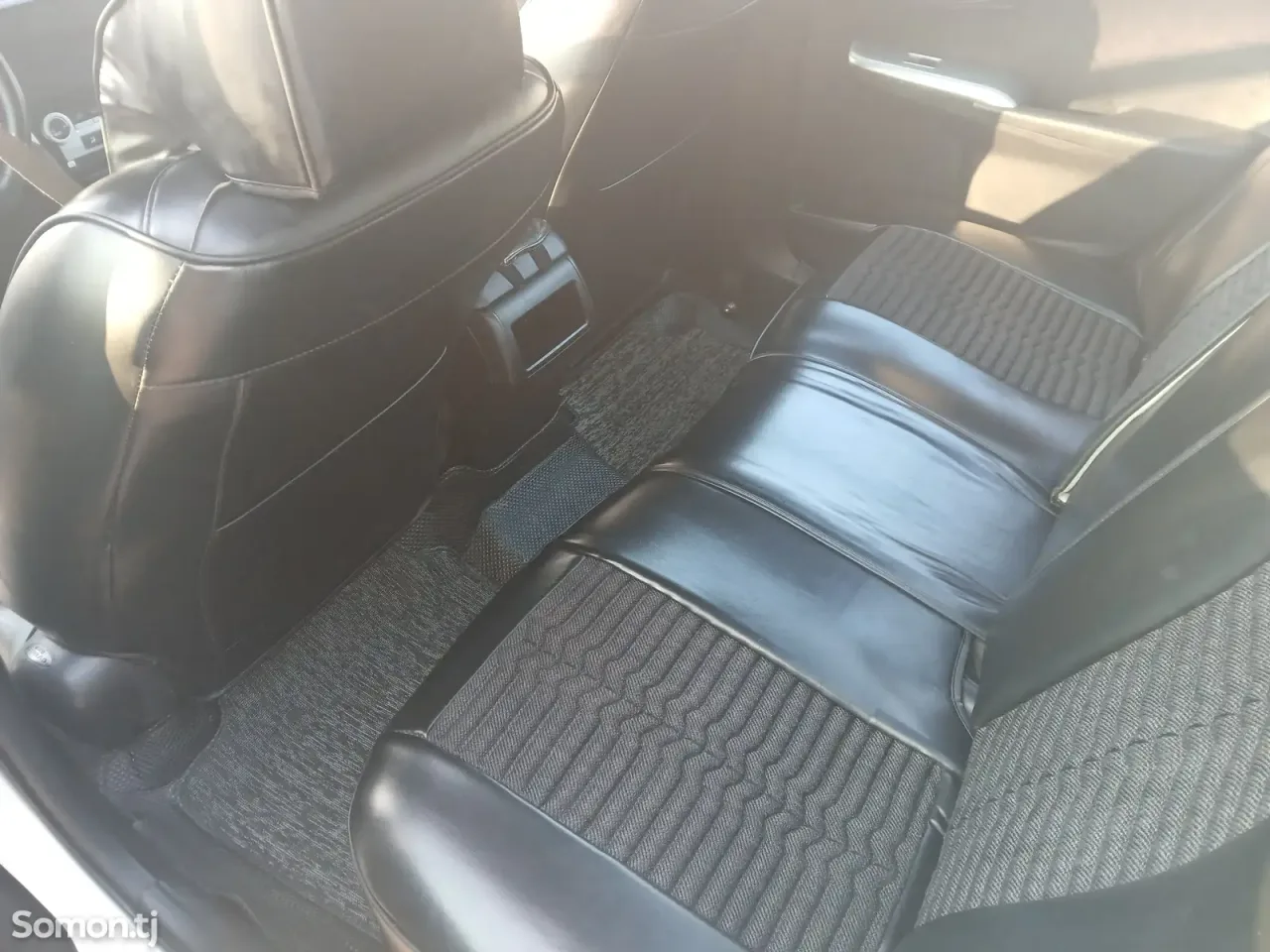 Toyota Camry 2014 · 2.5 AT