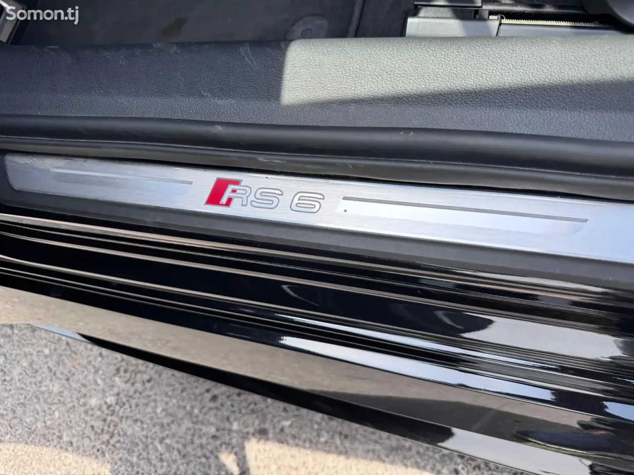 Audi RS6 2026 · 4.0 AT