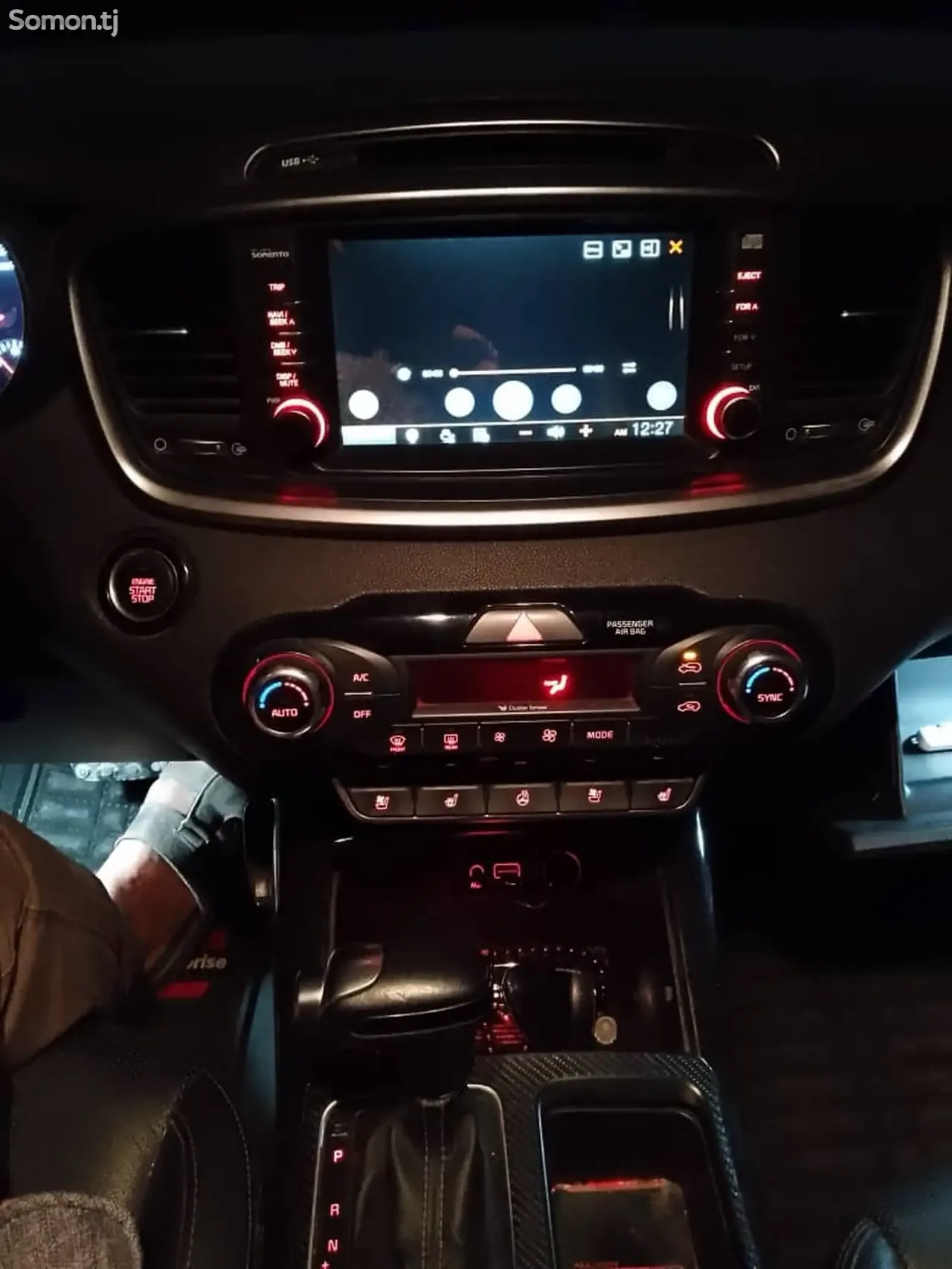 Kia Sorento 2015 · 2.0 AT