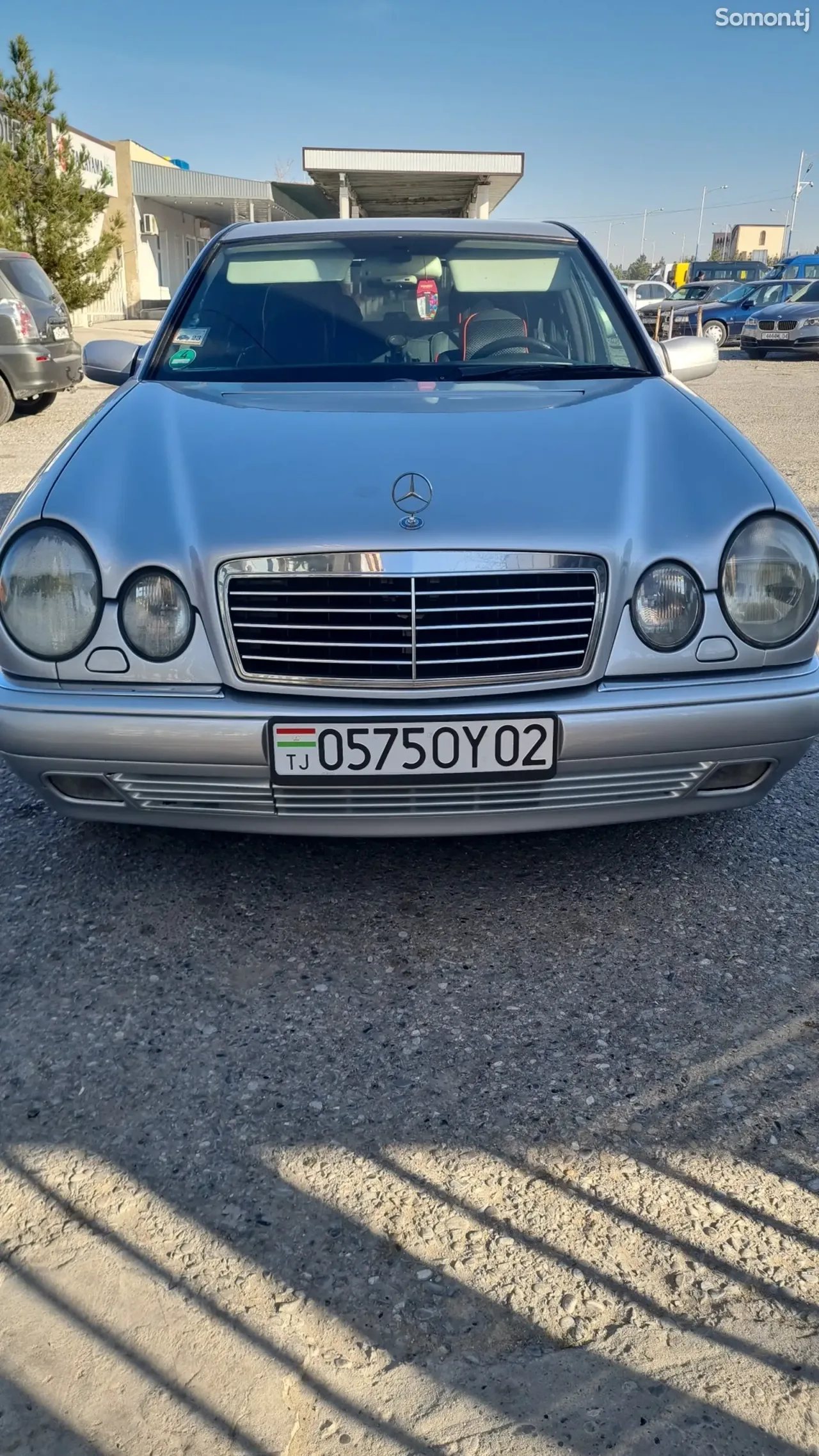 Mercedes-Benz E class 1996 · 2.3 AT