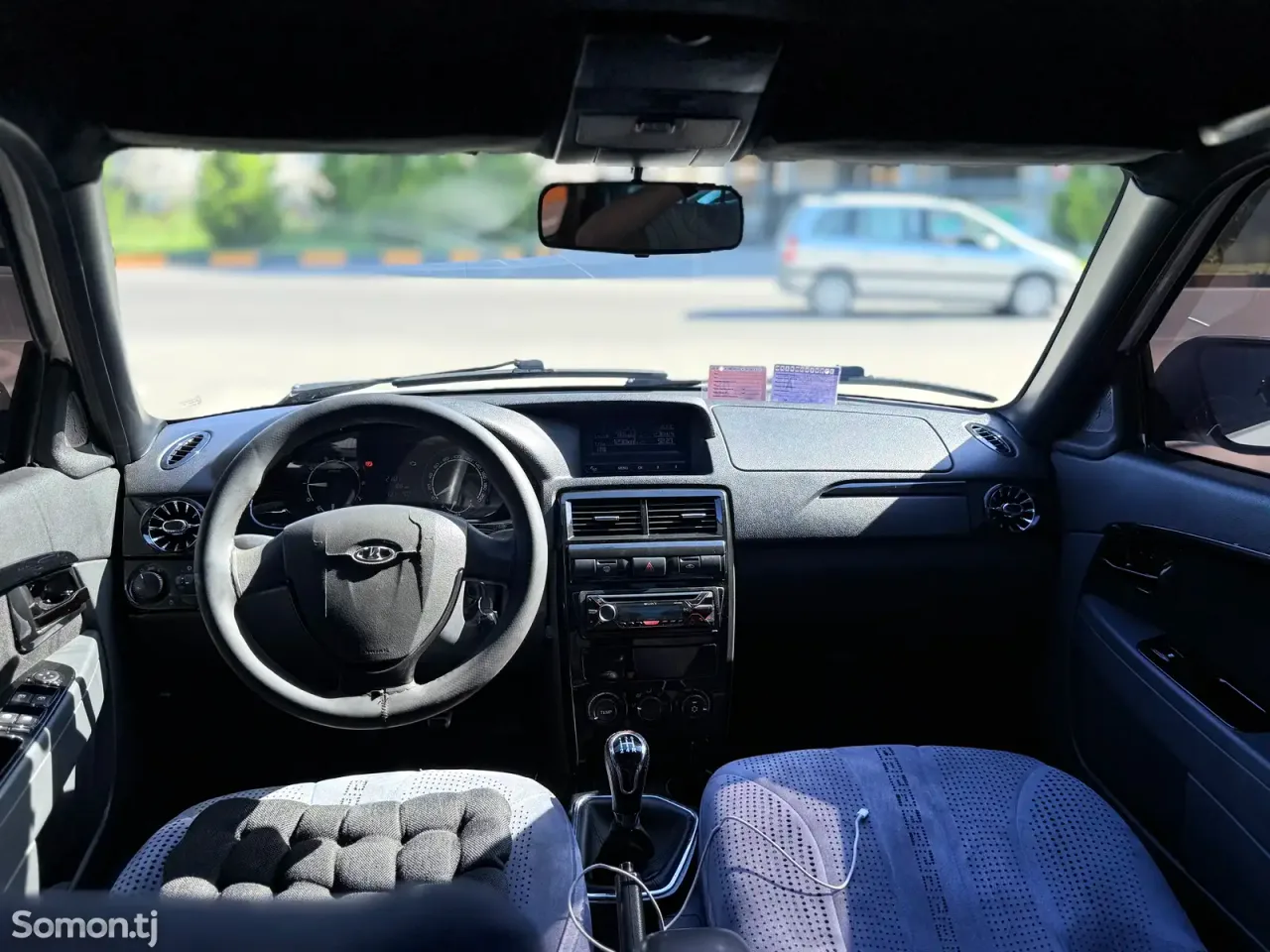 Lada (ВАЗ) Priora 2015 · 1.8 MT