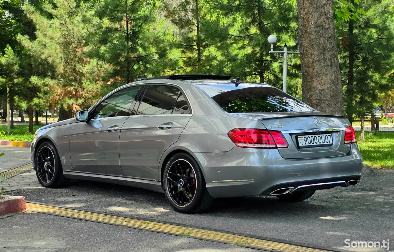 Mercedes-Benz E class 2014 · 3.0 AT