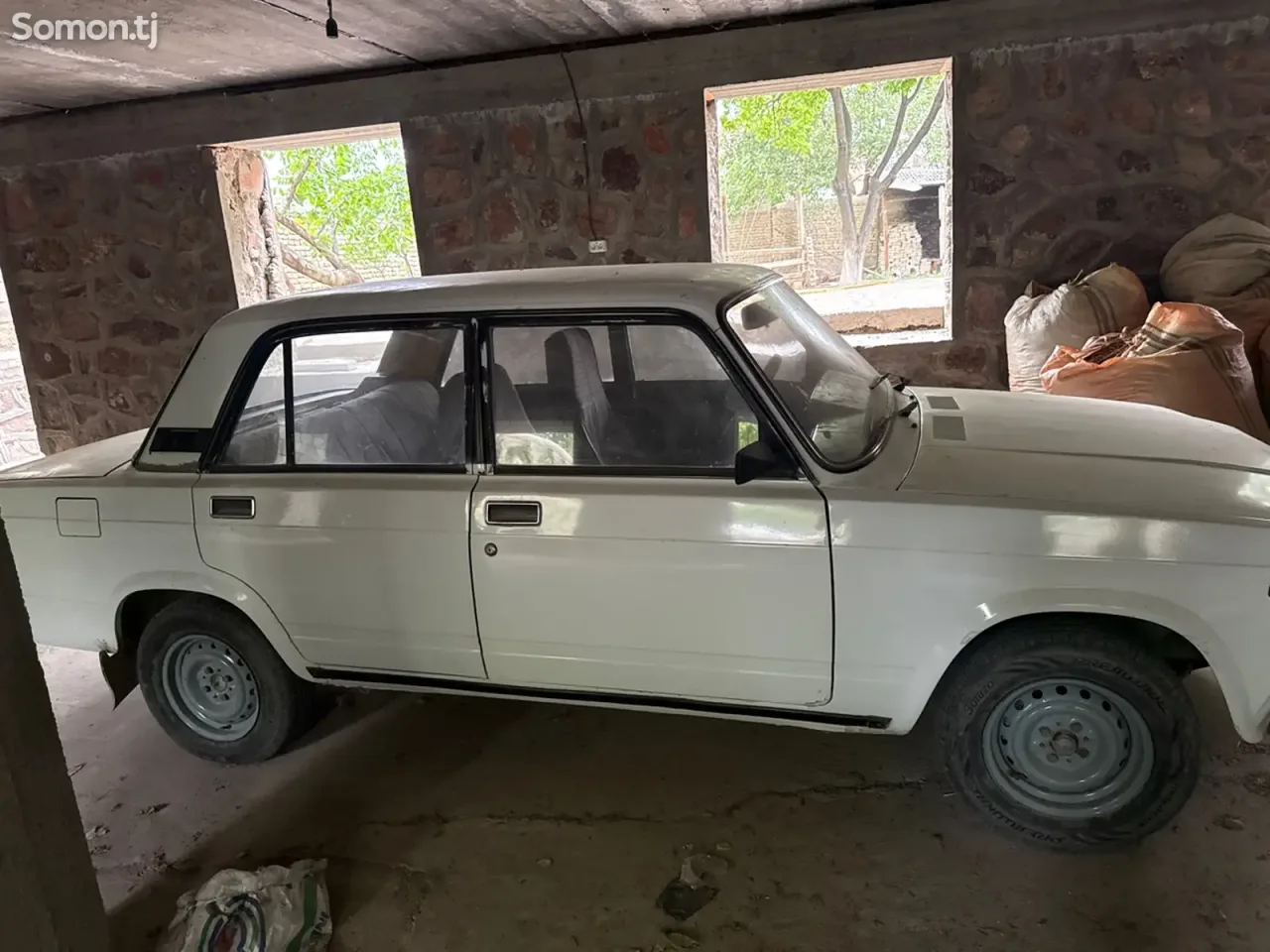 Lada (ВАЗ) 2107 1999 · MT