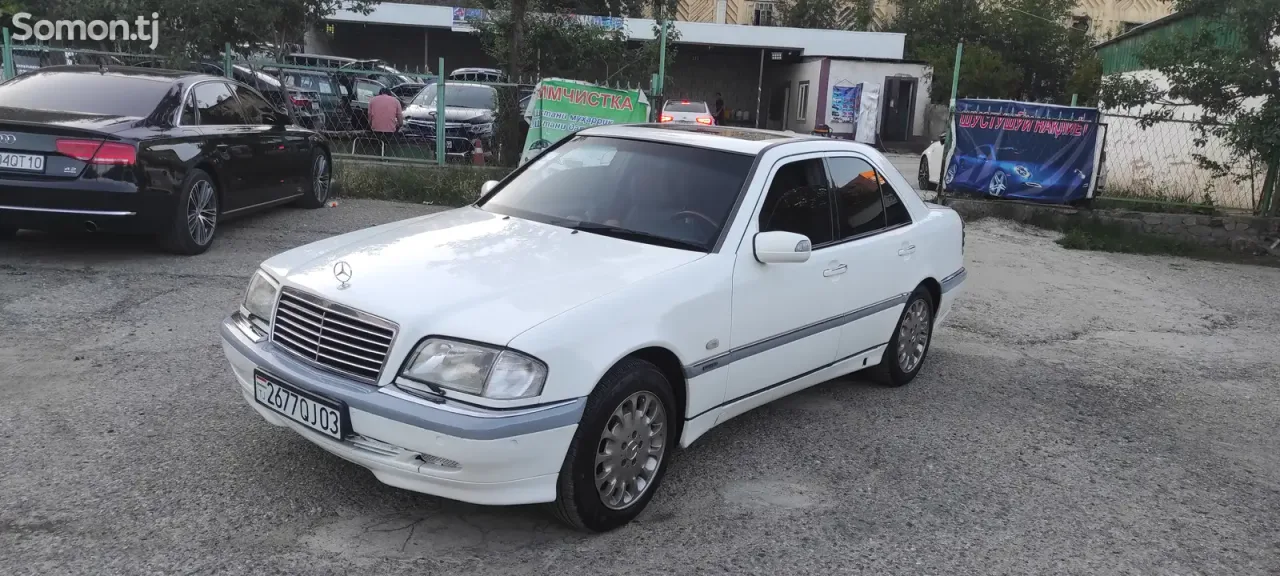 Mercedes-Benz C class 2000 · 2.8 AT