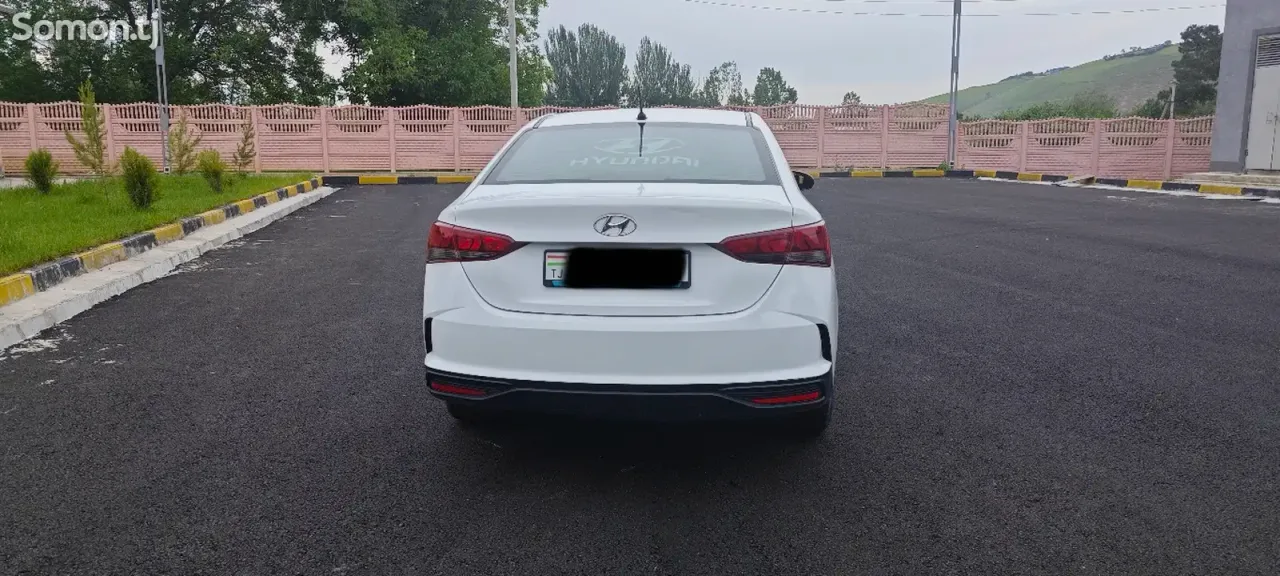 Hyundai Solaris 2022 · 1.6 AT