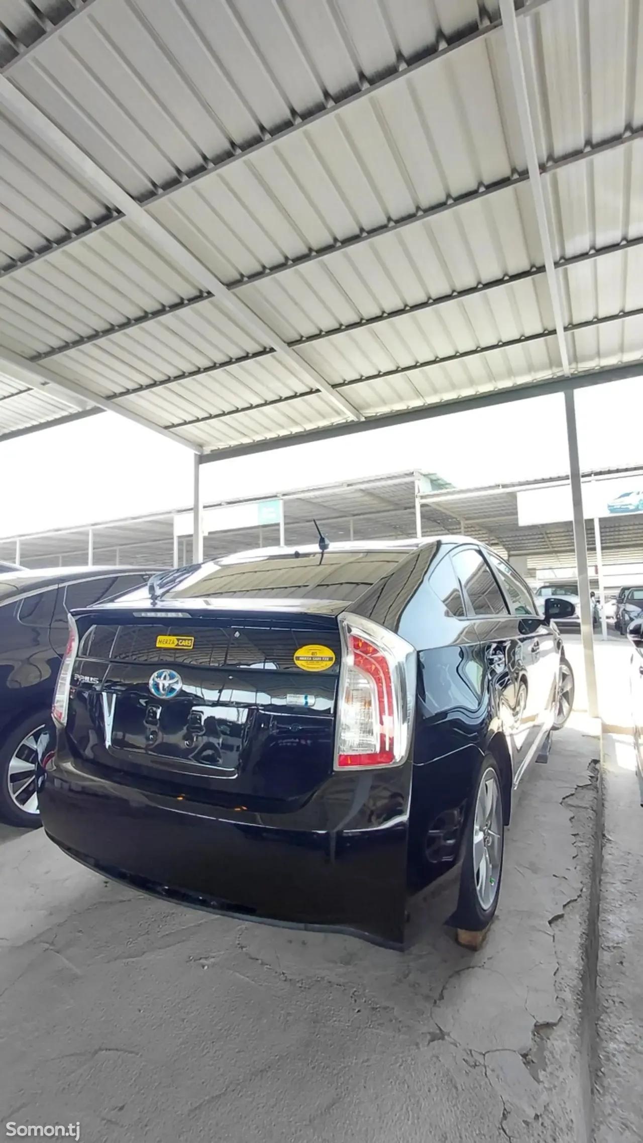 Toyota Prius 2014 · 1.8 CVT