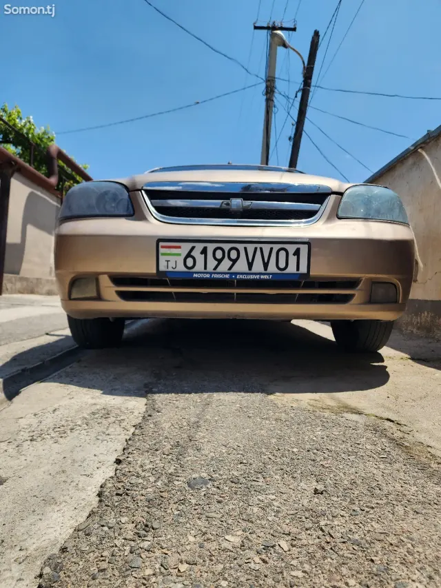 Chevrolet Lacetti 2006 · 1.6 MT