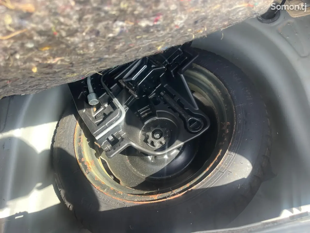 Toyota Prius 2014 · 1.8 AT