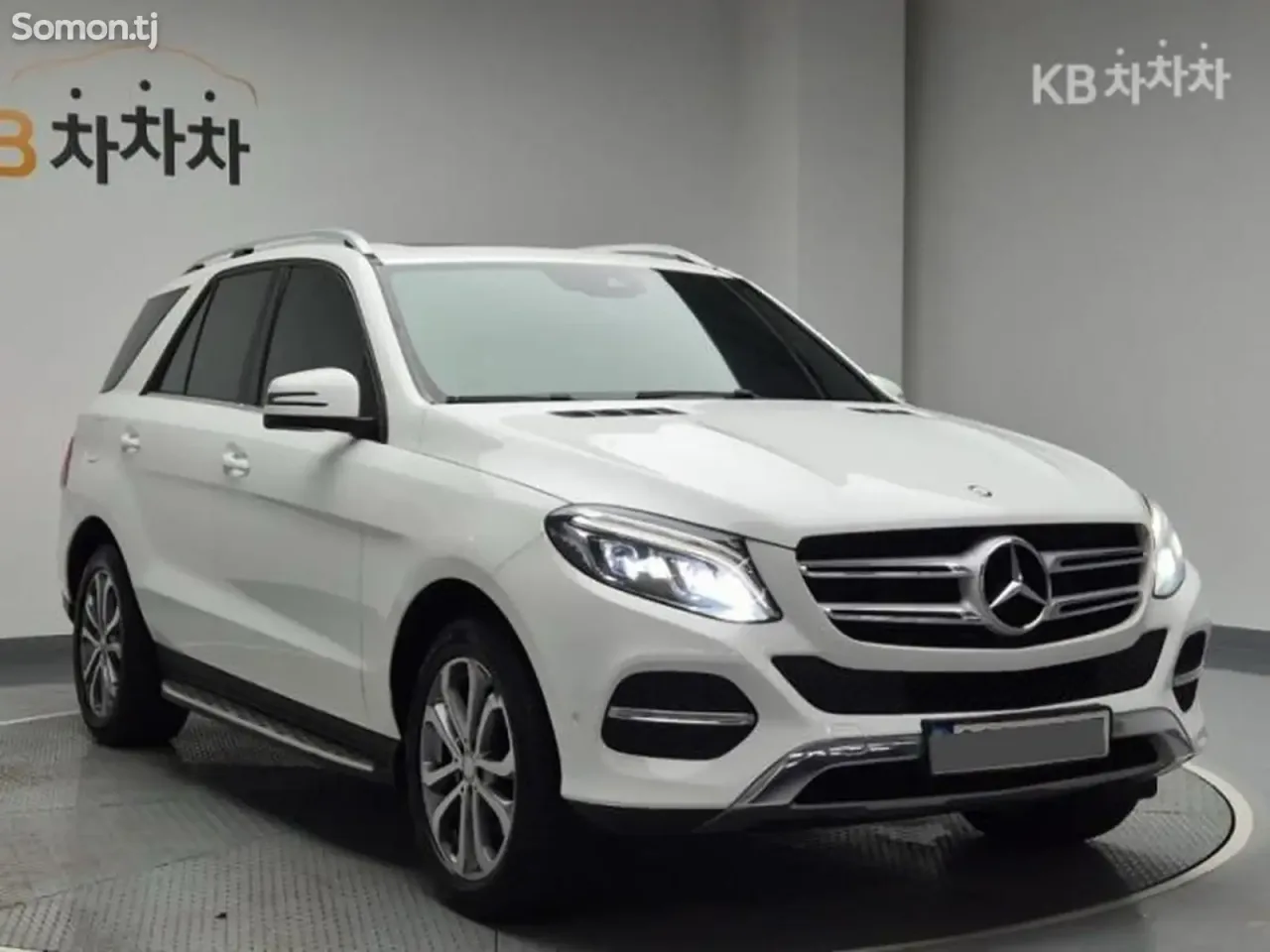 Mercedes-Benz GLE class 2016 · 2.0 AT