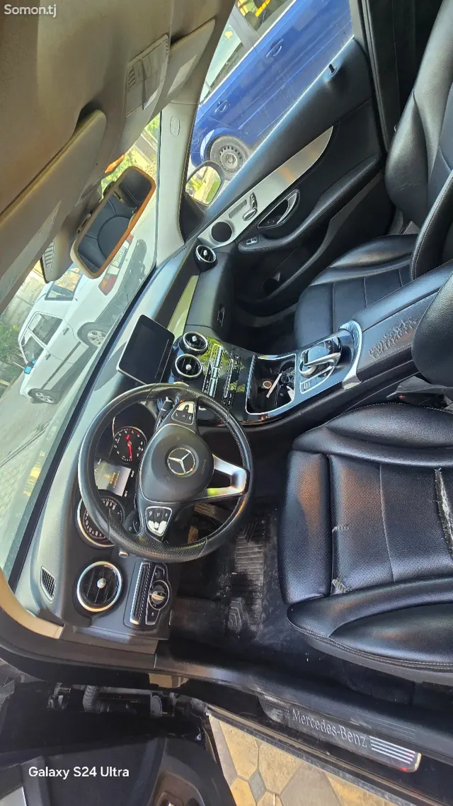 Mercedes-Benz C class 2015 · 3.0 AT