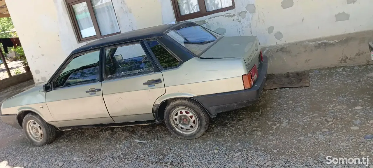 Lada (ВАЗ) 21099 2002 · 0.6 MT