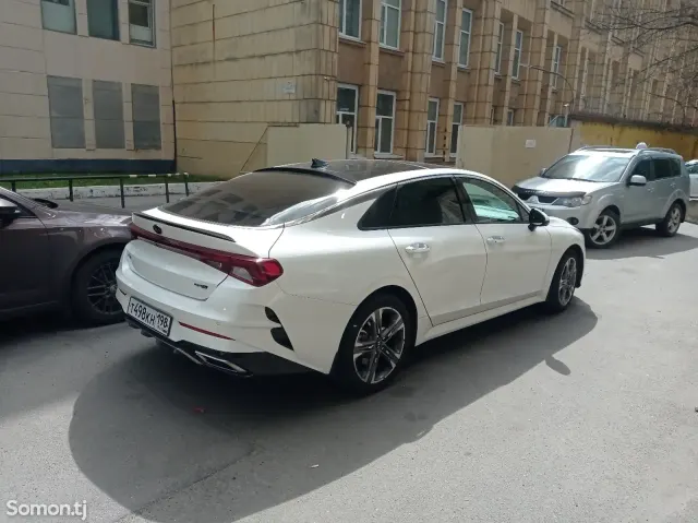 Kia K5 2020 · 2.5 AT