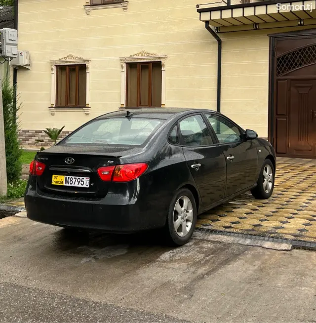 Hyundai Avante 2007 · 1.6 AT