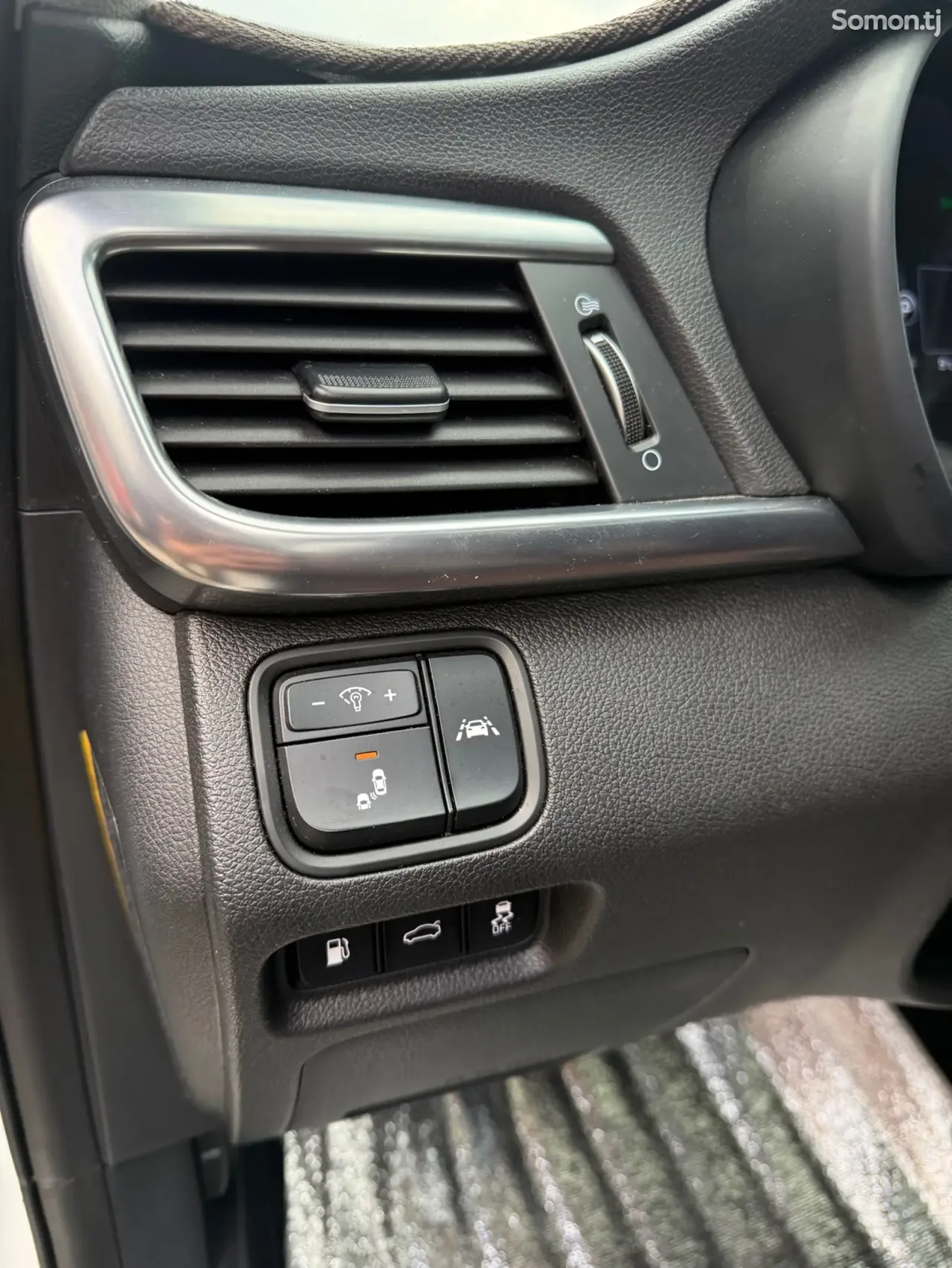 Kia K5 2016 · 2.0 AT