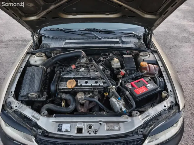 Opel Vectra B 1996 · 1.6 MT