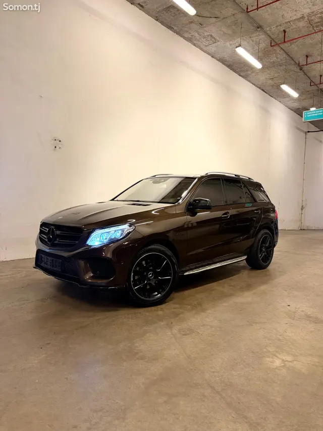 Mercedes-Benz E class 2017 · 3.5 AT
