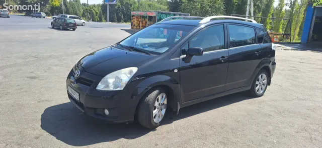Toyota Verso 2008 · 2.2 MT