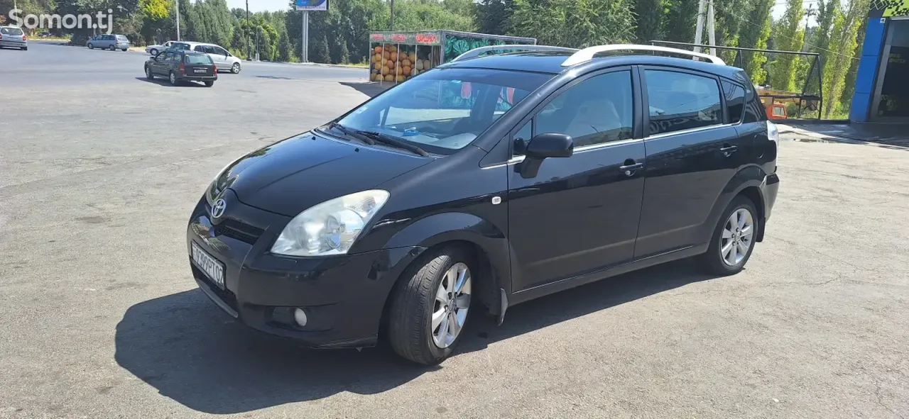 Toyota Verso 2008 · 2.2 MT