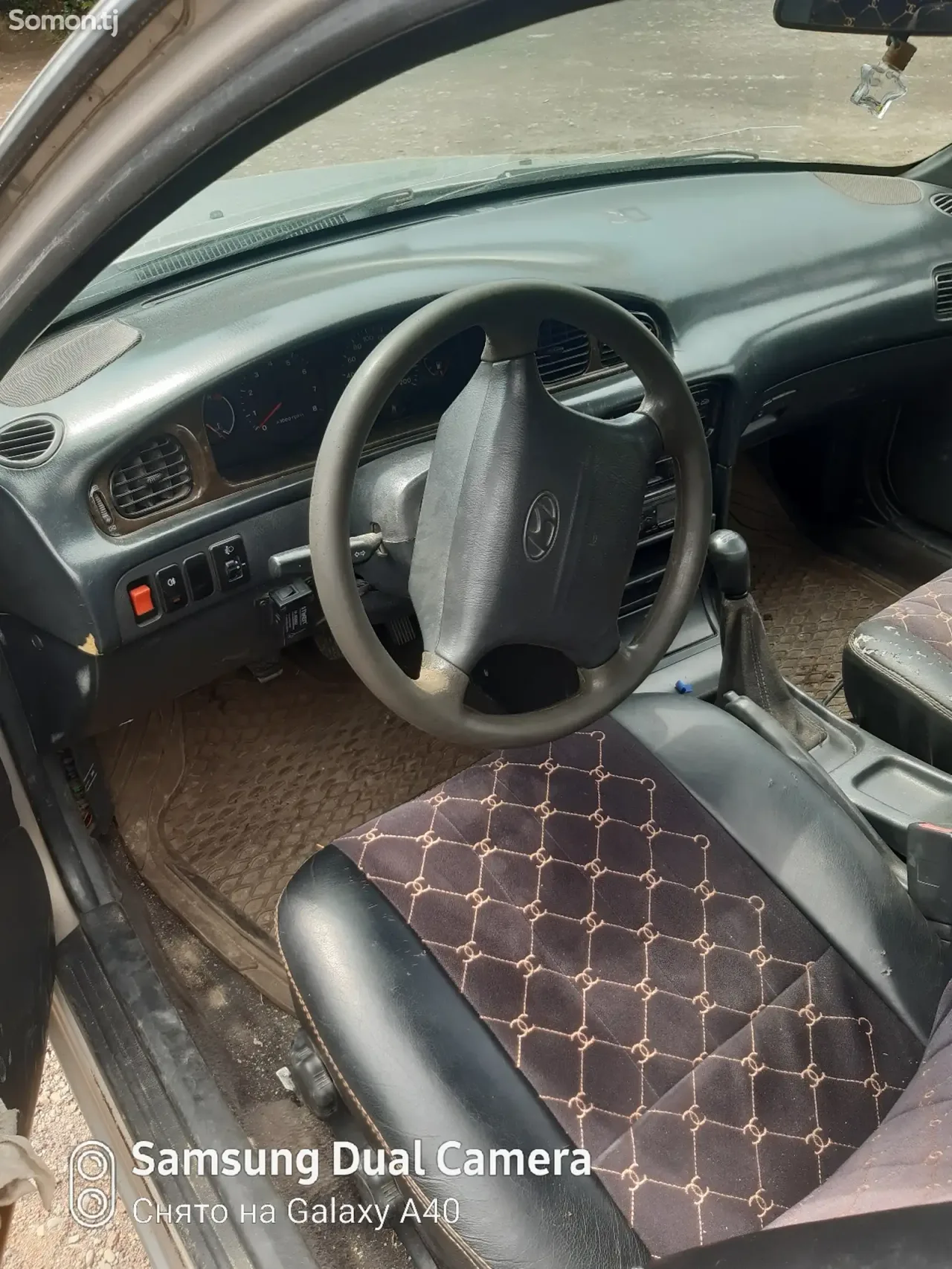 Hyundai Sonata 1995 · 2.0 MT
