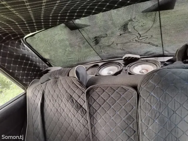 Lada (ВАЗ) 2107 2004 · 1.6 MT