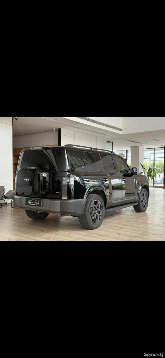 BYD Leopard 8 2025 · 1.5 AT