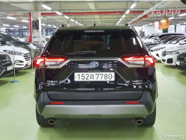 Toyota RAV 4 2020 · 2.5 AT