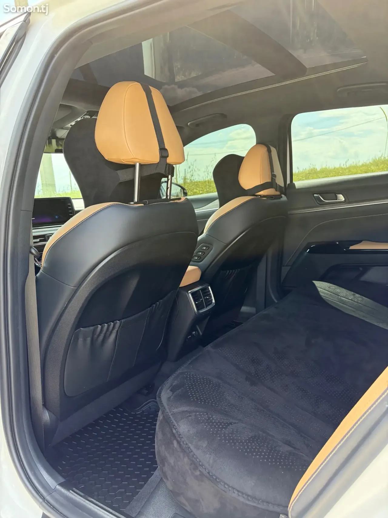 Kia K series 2020 · 2.0 AT