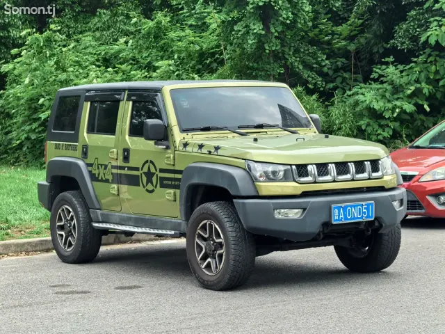 Beijing BJ40L 2017 · 4.4 MT