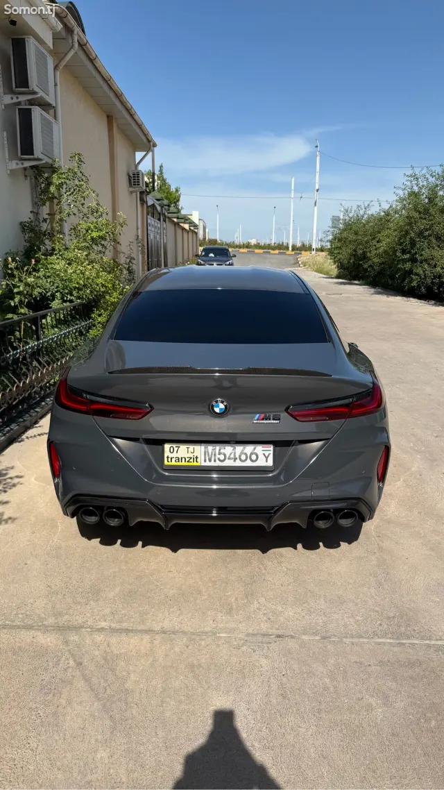 BMW M8 2024 · 4.4 AT