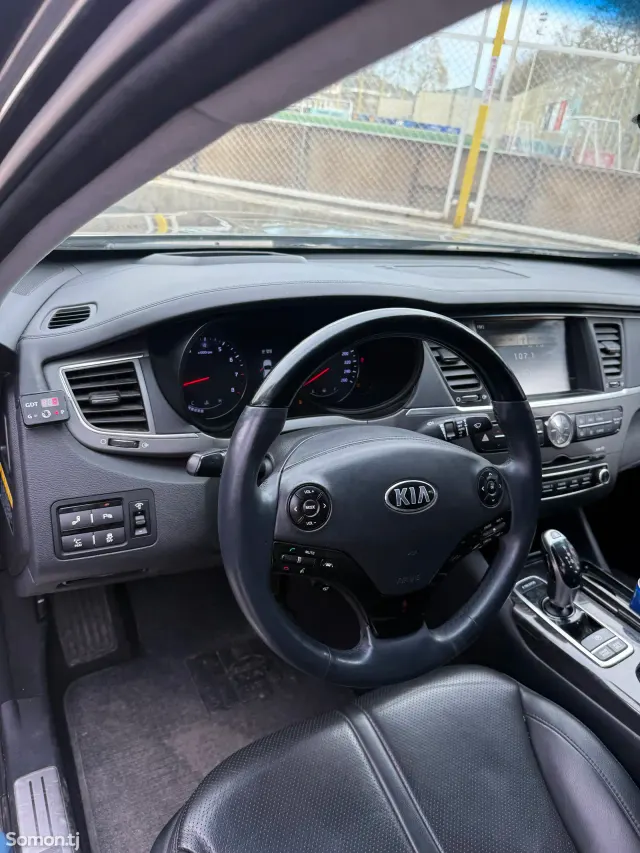 Kia K9 2014 · 3.8 AT