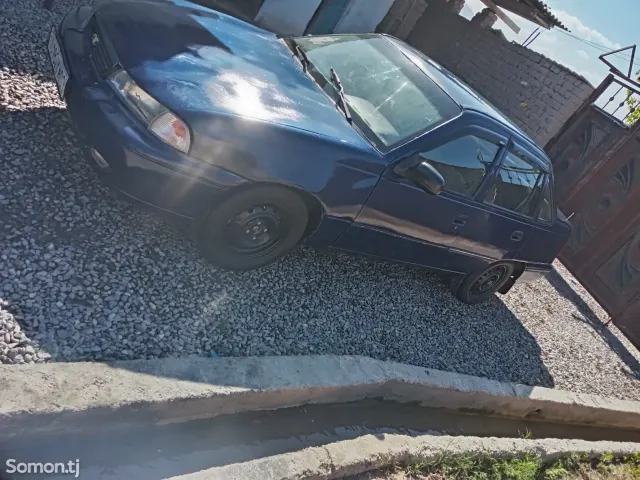 Daewoo Nexia 1997 · 1.6 MT